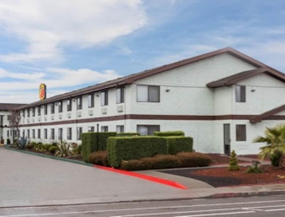 Super 8 By Wyndham Arcata Hotel Exterior foto